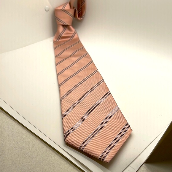 Ermenegildo Zegna Pink Striped Tie, Excellent Condition - Picture 1 of 3
